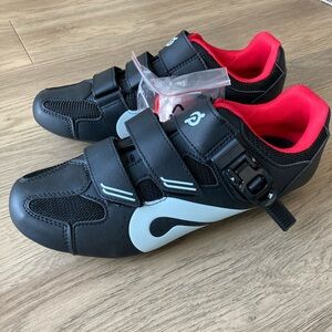Peloton spin bike shoes